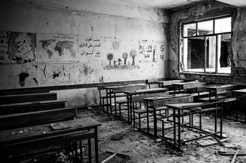 مدارس مضيئة، عقول مبدعة: معاً لتأمين الكهرباء والتقنية لأطفال سوريا"